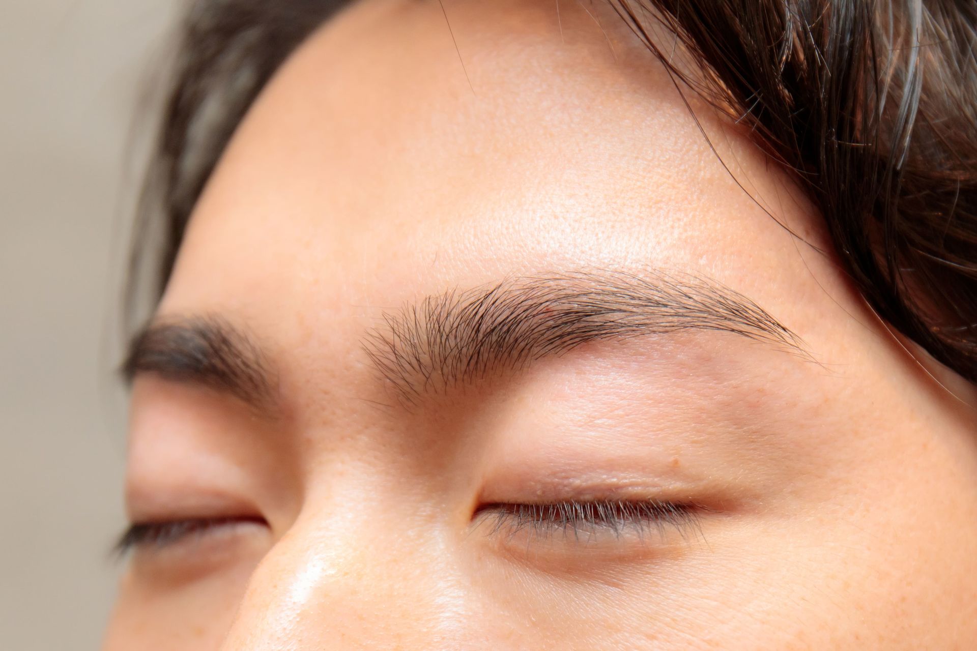 メンズ眉毛サロン